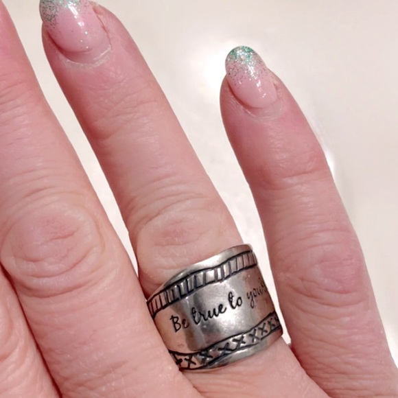 Silpada “Be True to Yourself” engraved Cigar Band Ring .925 Silver Size 9 - Picture 4 of 5